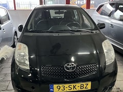 Toyota Yaris - 1.3 VVTi Terra