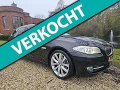 BMW 5-serie Touring - 523i 6-cil XENON/leer/PANORAMA/trekhaak