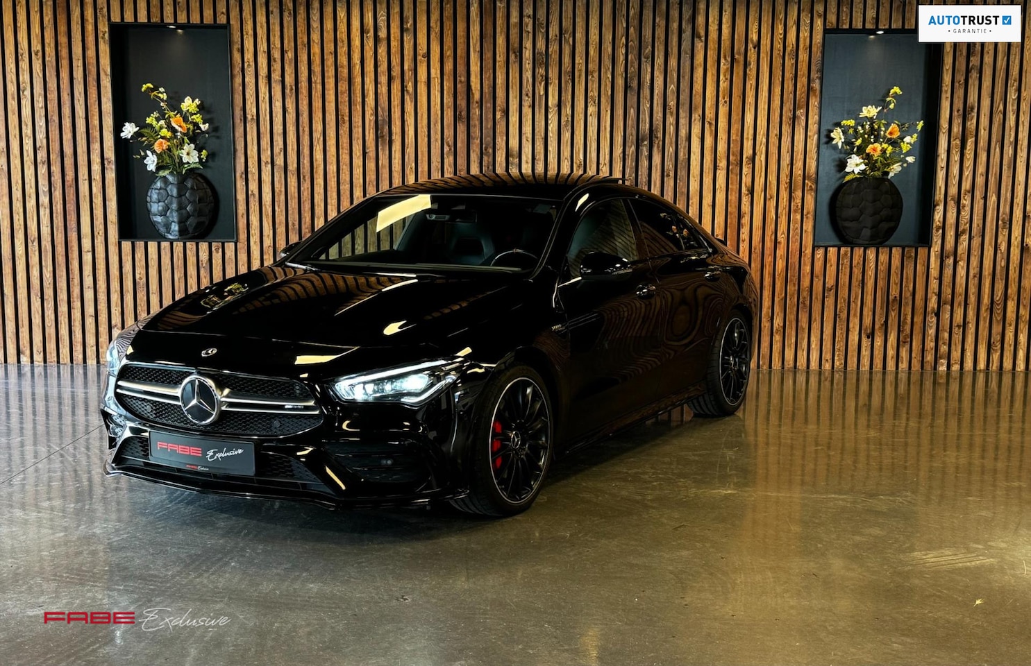 Mercedes-Benz CLA-Klasse - 35 AMG 4MATIC Pano Burmester Sfeer Night Pakket - AutoWereld.nl