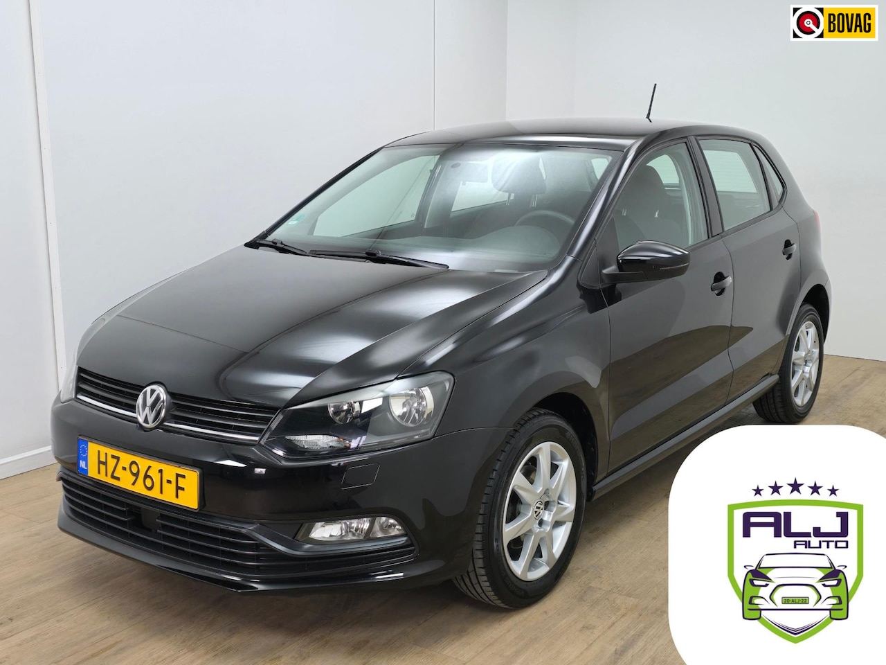 Volkswagen Polo - Occasion Comfortline bluemotion in 5 deurs en zwart | Tweedehands Volkswagen Polo met alu - AutoWereld.nl