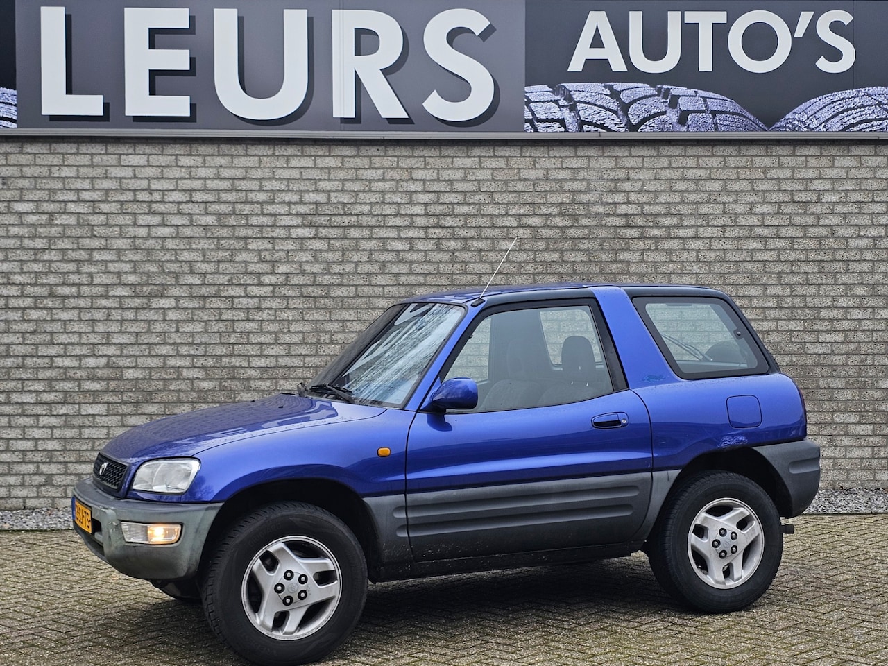 Toyota FunCruiser RAV4 - 2.0i SR 4X4 Trekhaak - AutoWereld.nl