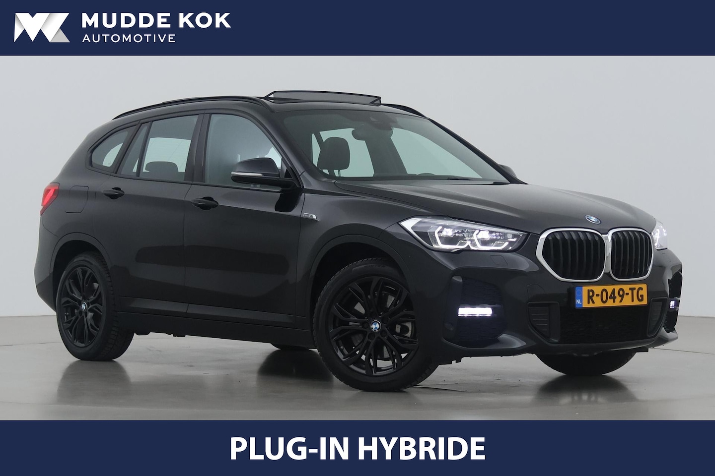 BMW X1 - xDrive25e eDrive Edition | Panoramadak | Head-Up | Camera | Stoelverwarming | 18 Inch | El - AutoWereld.nl