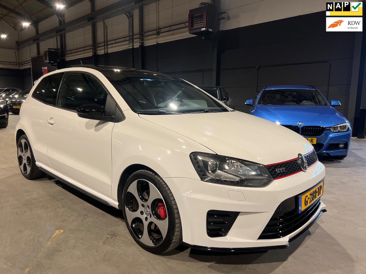 Volkswagen Polo - 1.4 TSI GTI - DSG - Panoramadak - Clima - Cruise - Navi - Stoelverwarming - AutoWereld.nl