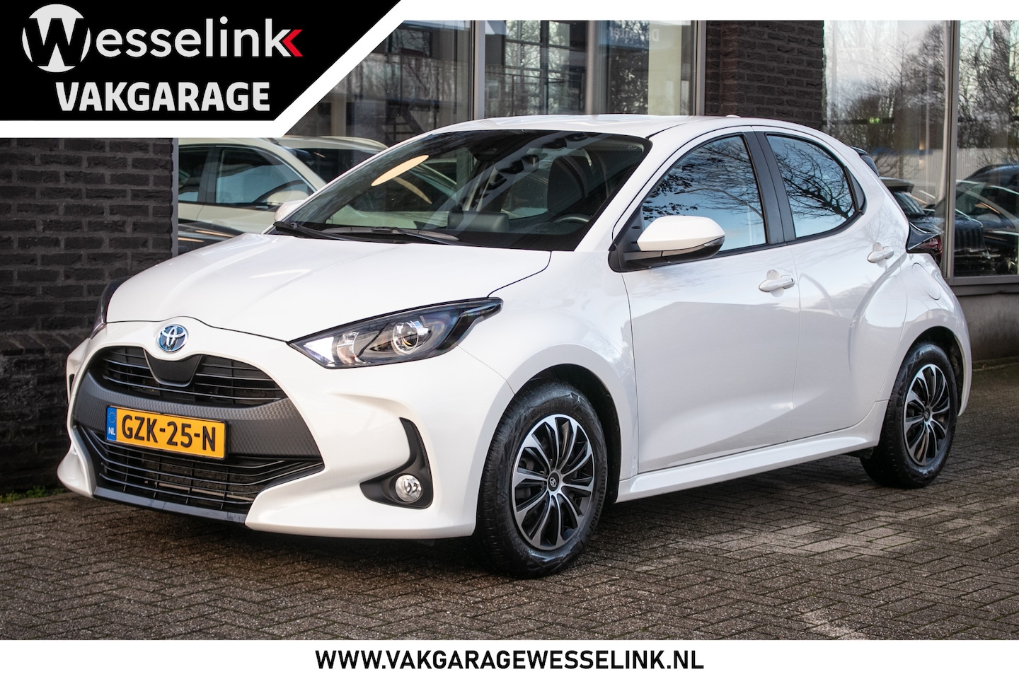 Toyota Yaris - 1.5 Hybrid Active - All-in rijklrprs | clima | Apple cp/Android auto - AutoWereld.nl