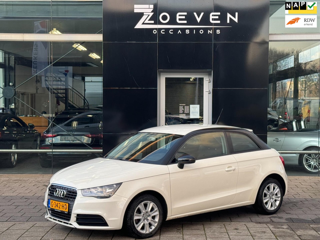 Audi A1 - 1.6 TDI Attraction Pro Line Business 1.6 TDI Attraction Pro Line Business - AutoWereld.nl