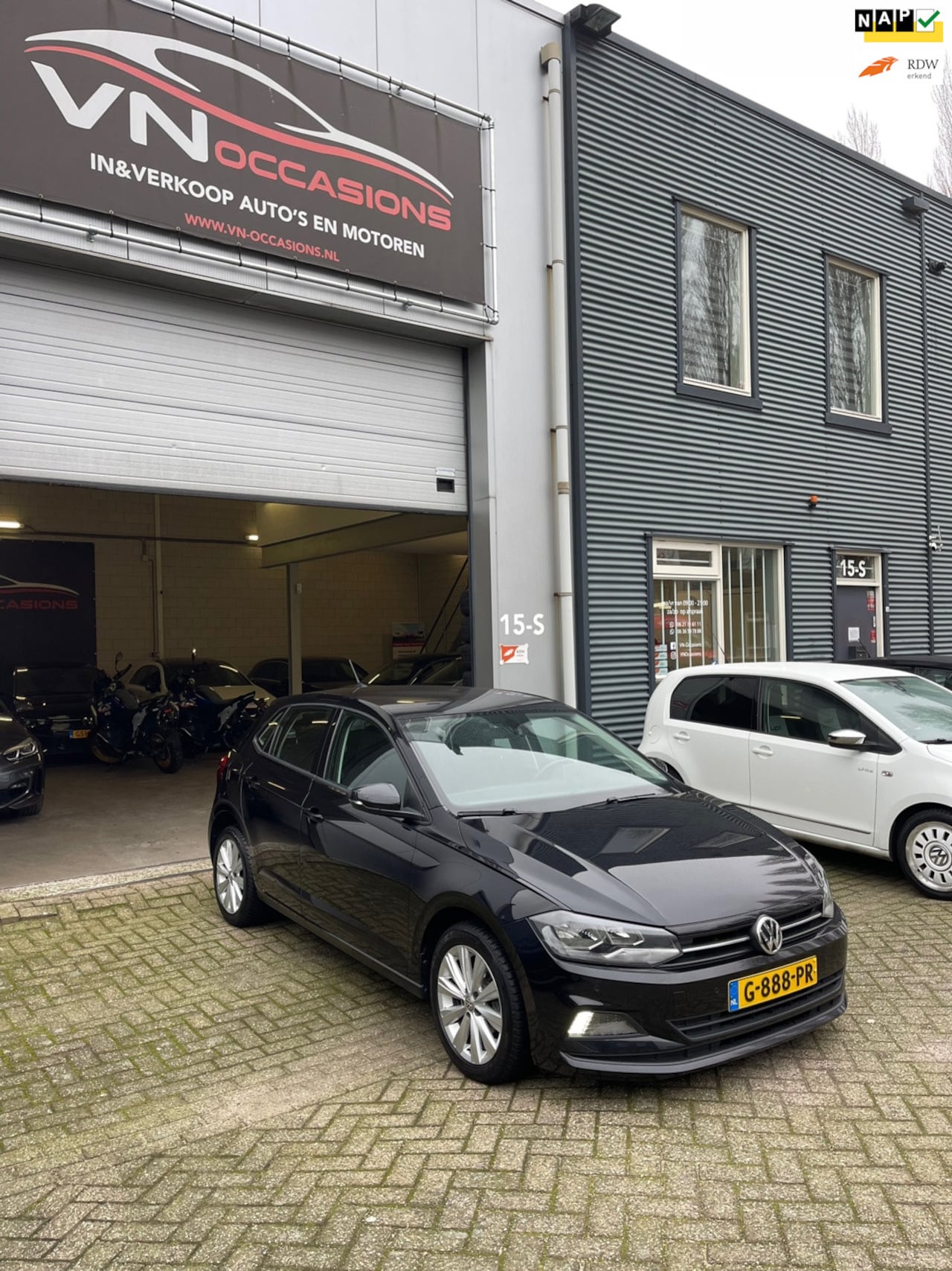 Volkswagen Polo - 1.0 Benzine CRUISE STOELVERWARMIG PDC LED - AutoWereld.nl