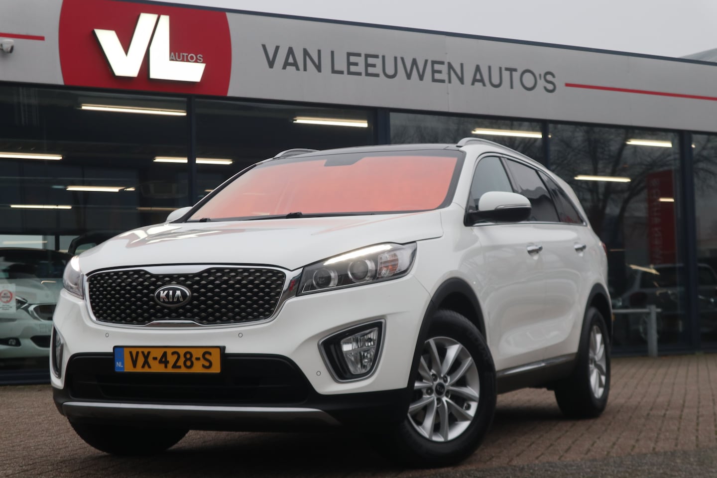 Kia Sorento - Grijs Kenteken | Nieuw Binnen! | Automaat | Camera | Stuurverwarming - AutoWereld.nl