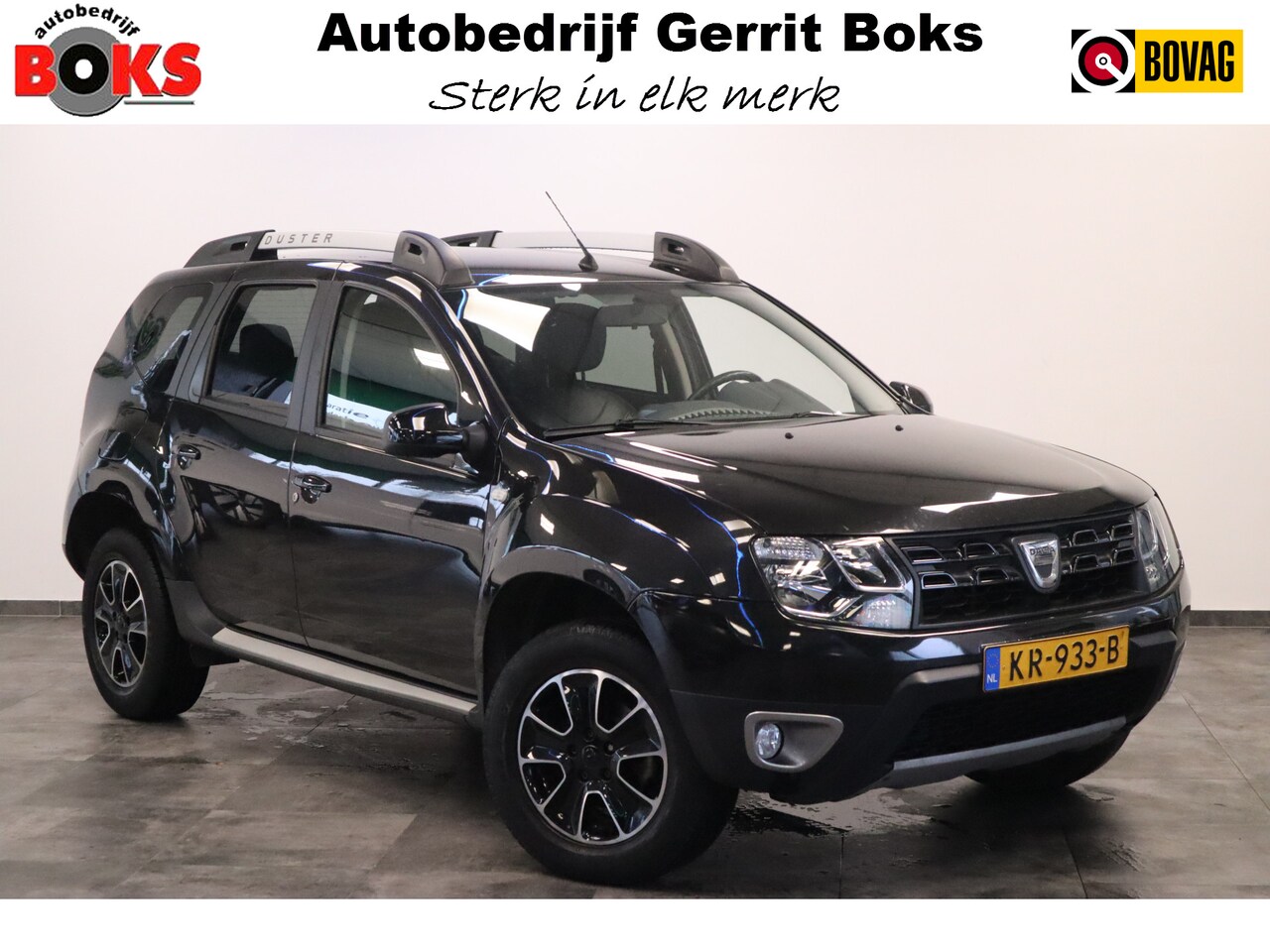 Dacia Duster - 1.2 TCe 4x2 Blackshadow Navigatie PDC Airco Leder interieur 16lmv stoelverwarming - AutoWereld.nl