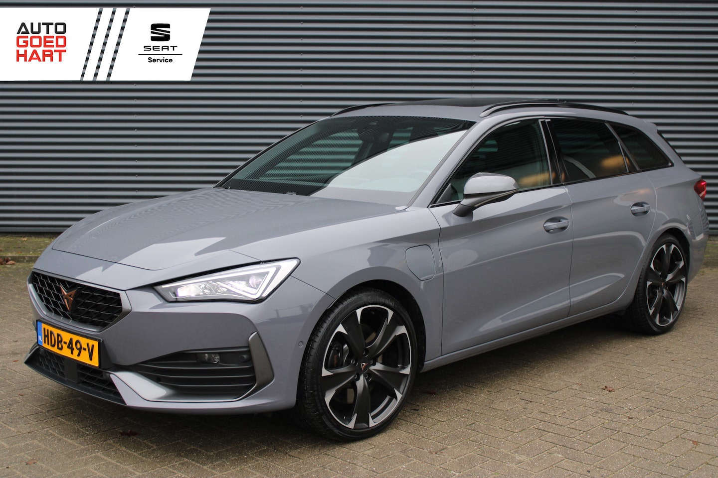 CUPRA Leon Sportstourer - 1.4 e-Hybrid VZ Adrenaline Panoramdak Stuurverwarming - AutoWereld.nl