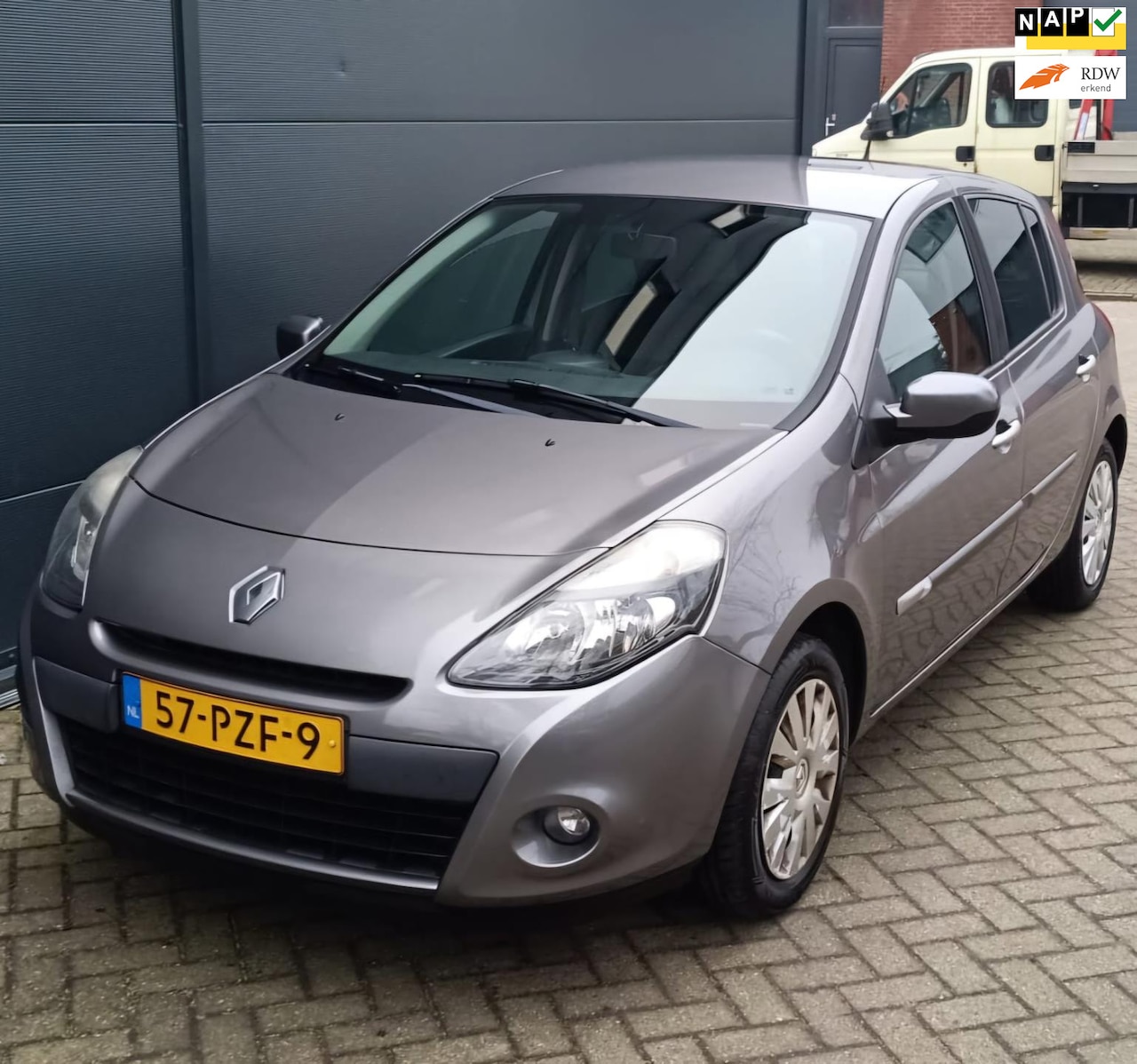 Renault Clio - 1.5 dCi Parisienne 1.5 dCi Parisienne - AutoWereld.nl