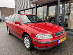 Volvo V40 - 1.8 126762 km erg mooi, superorigineel