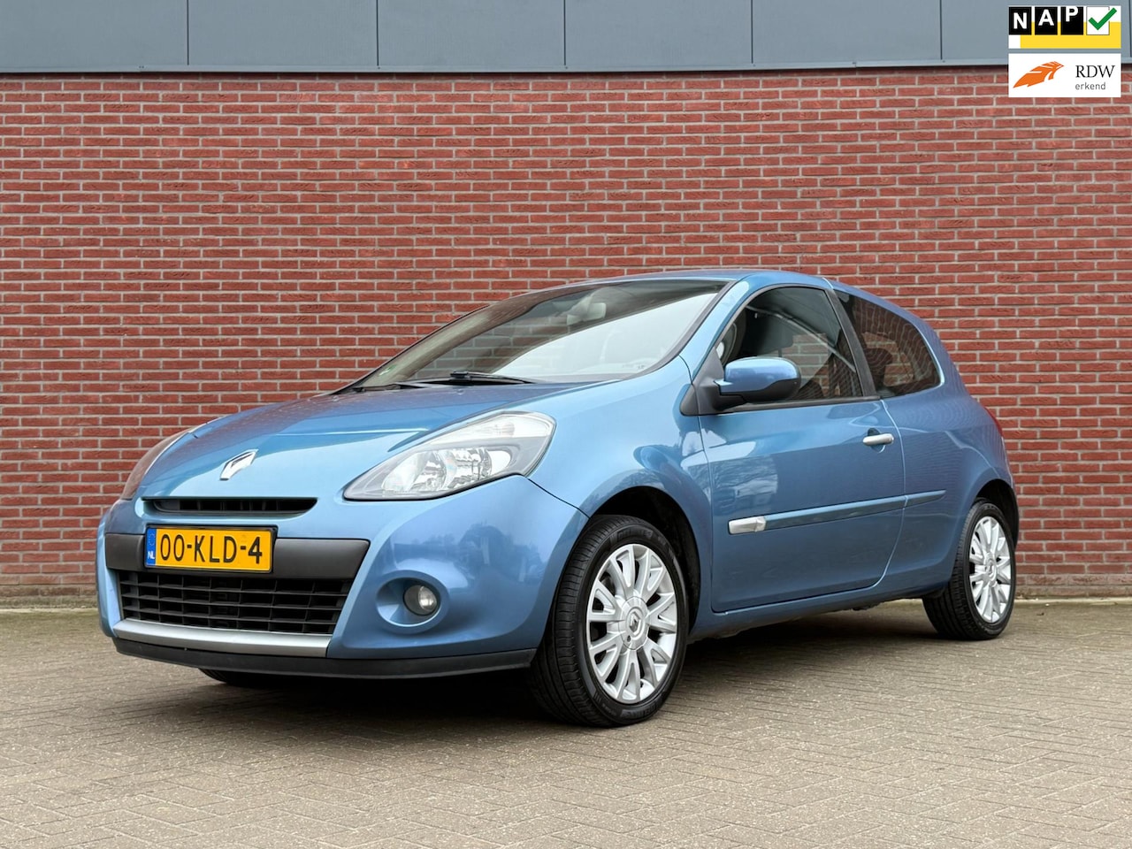 Renault Clio - 1.2 TCe Dynamique / Airco / Cruise / Trekhaak - AutoWereld.nl