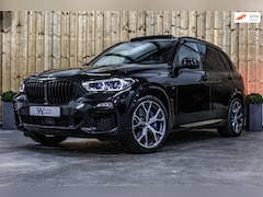 BMW X5 - XDrive45e M-Sport *Skylounge*H/K*Massage*4-Wielbesturing