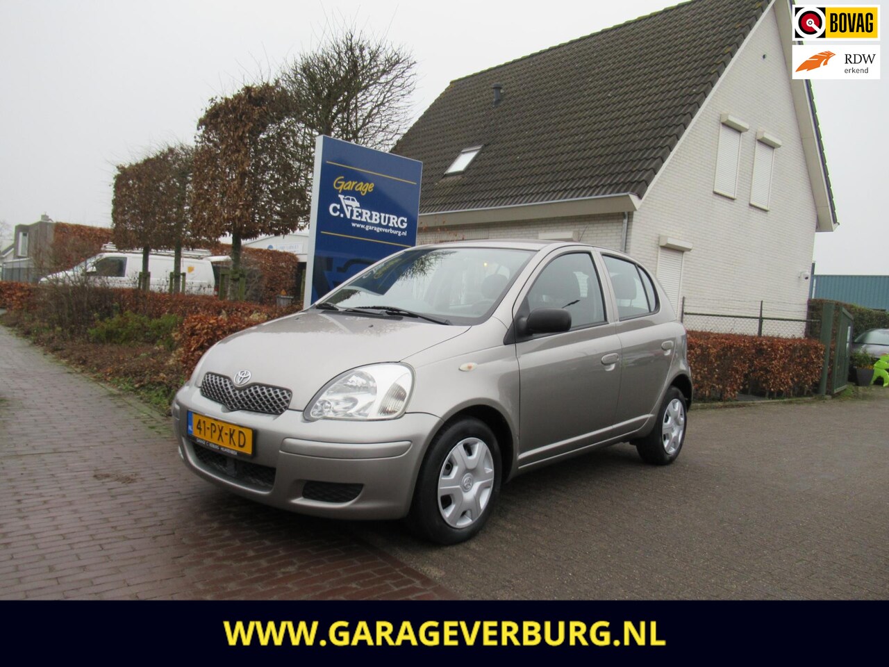 Toyota Yaris - 1.3 VVT-i Sol Automaat - AutoWereld.nl