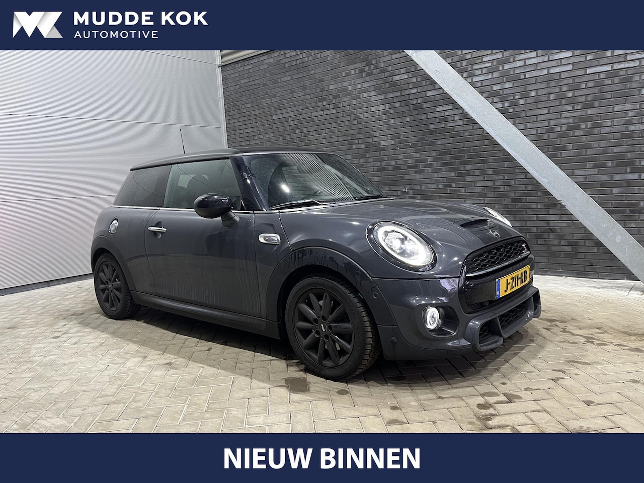 MINI Cooper S - Mini 2.0 60 Years Edition | 192Pk! | Automaat | Panoramadak | Head-Up | harman/kardon | 17 - AutoWereld.nl