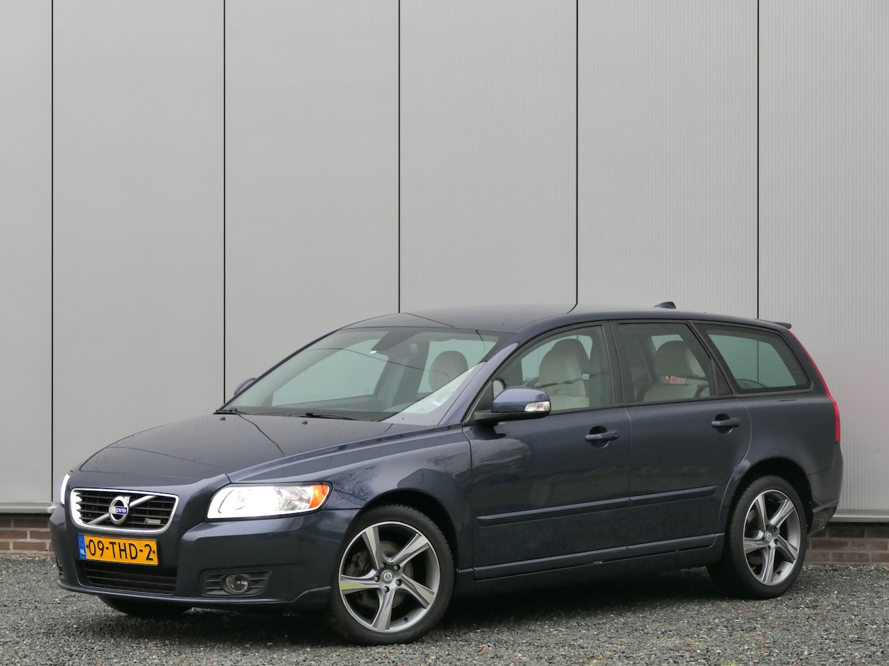 Volvo V50 - D3 Business Pro Edition Leer / Navi / Trekhaak / Stoelverwarming - AutoWereld.nl