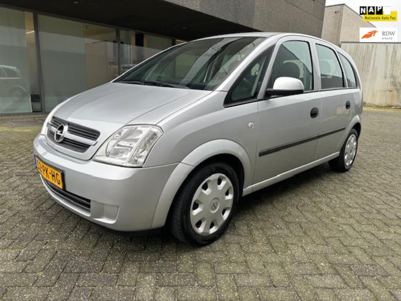 Opel Meriva - 1.6- Enjoy AUTOMAAT AIRCO BJ 7-2004 APK 7-2025 - AutoWereld.nl