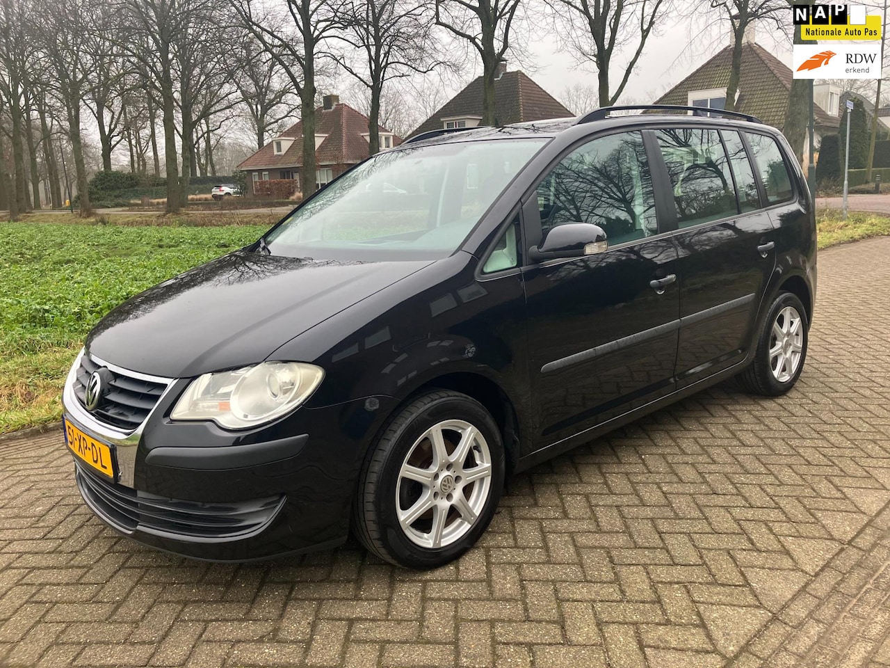 Volkswagen Touran - 1.9 TDI Trendline Business 7 Persoons met Airco + Trekhaak! - AutoWereld.nl