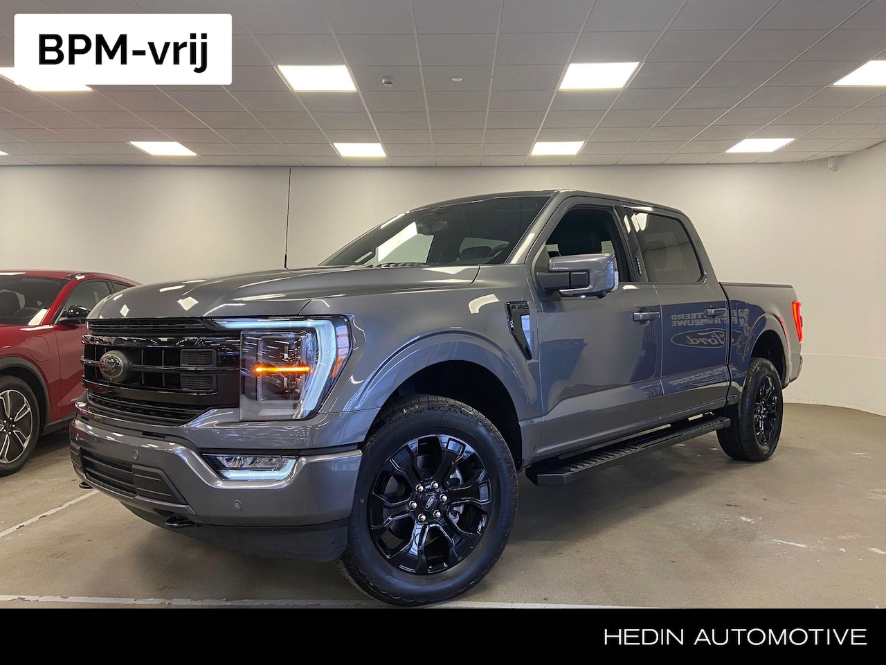 Ford F150 - USA F-150 5.0 V8 SuperCrew Lariat Black Edition | Incl. 122L onderbouw LPG | NIEUW UIT VOO - AutoWereld.nl