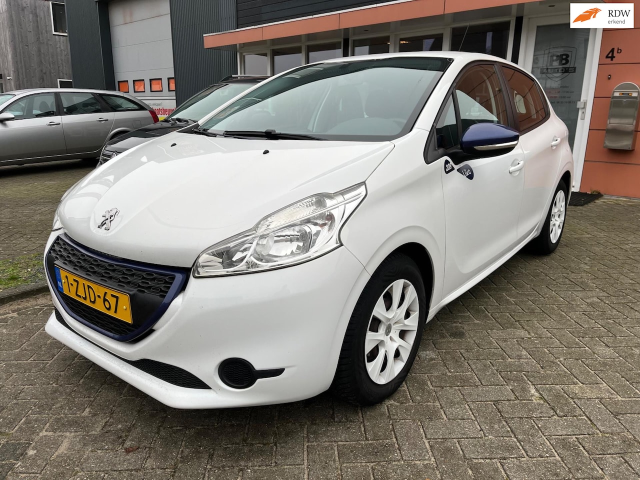 Peugeot 208 - 1.0 PureTech LIKE 1.0 PureTech LIKE - AutoWereld.nl