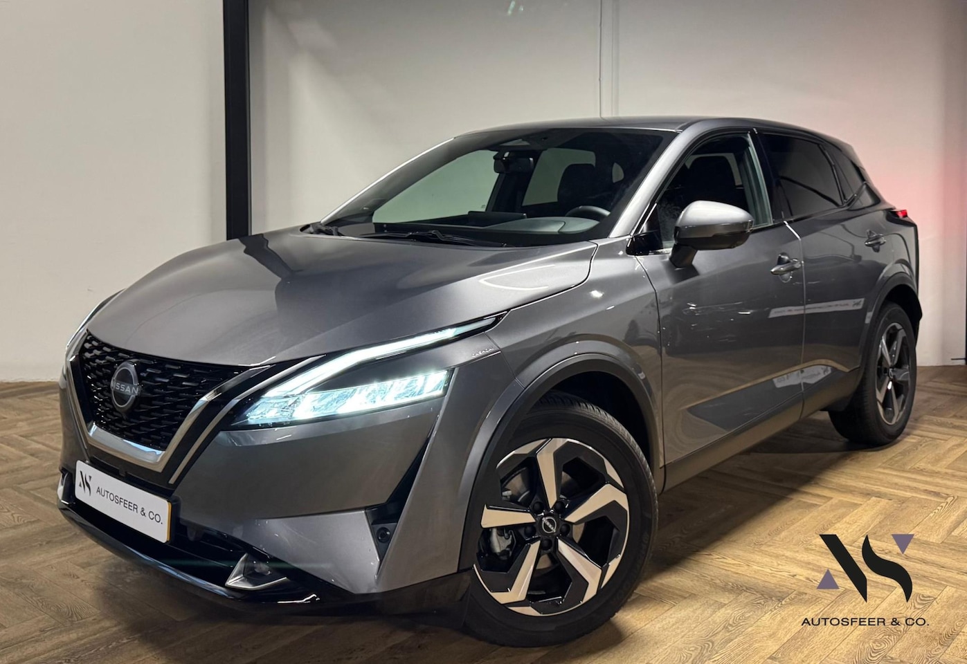 Nissan Qashqai - 1.3 MHEV Xtronic N-Connecta KEYLESS CAM - AutoWereld.nl