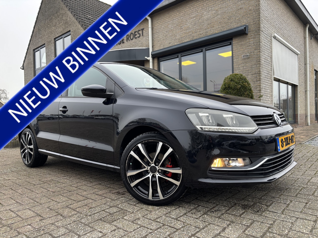 Volkswagen Polo - 5DRS 1.2 TSI Comfortline Navigatie / Sportuitlaat / Alarm - AutoWereld.nl