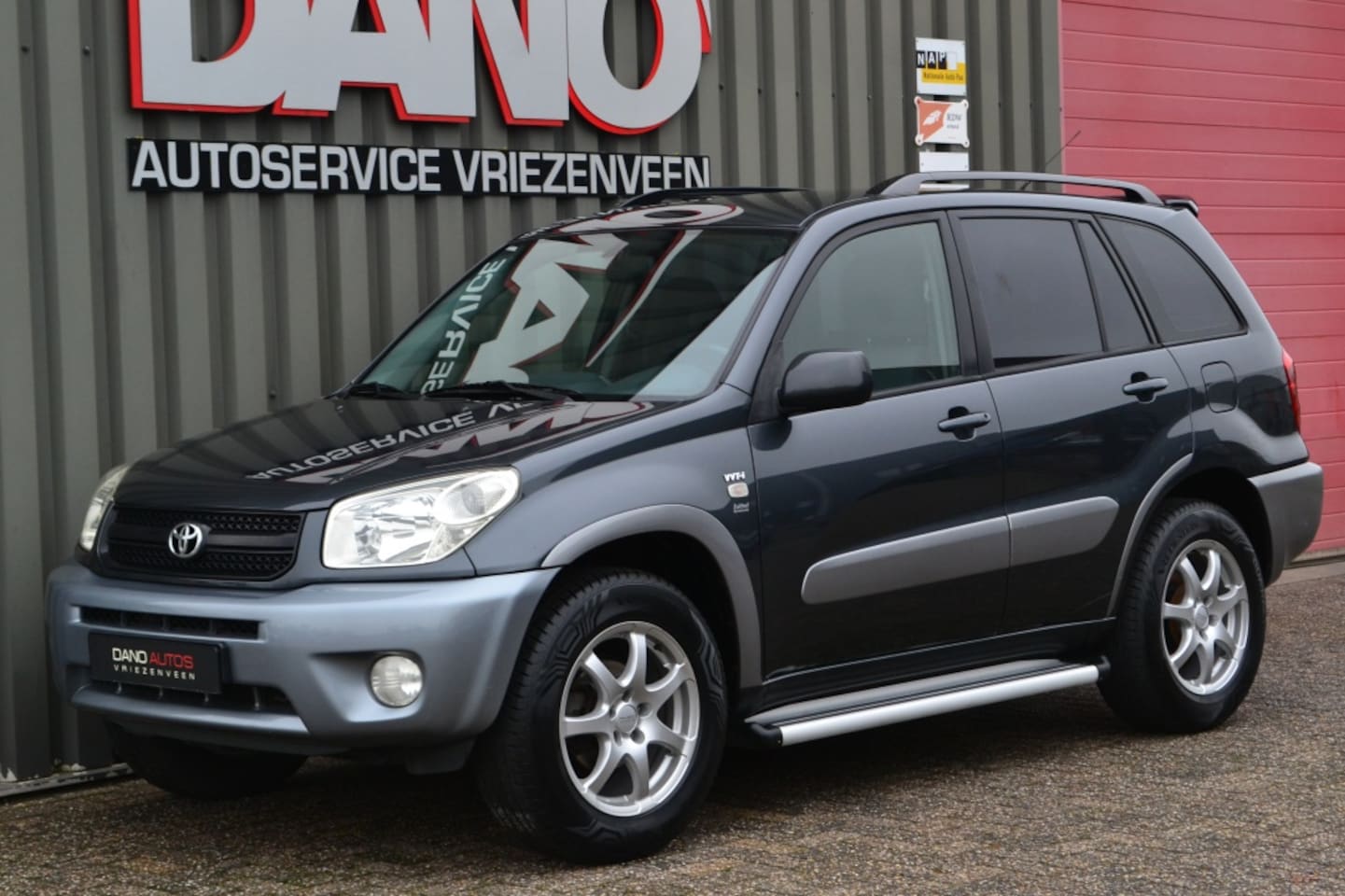 Toyota RAV4 - 1.8 16V VVT-i Luna Airco/Navi/Cruise/17 inch velgen - AutoWereld.nl