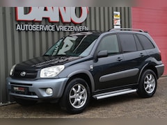 Toyota RAV4 - 1.8 16V VVT-i Luna Airco/Navi/Cruise/17 inch velgen