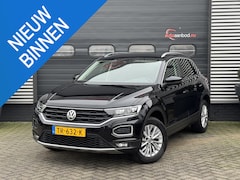 Volkswagen T-Roc - 1.6 TDI Style | Navigatie | Digitale Dashboard | Camera | Climate Control | Carplay | Priv