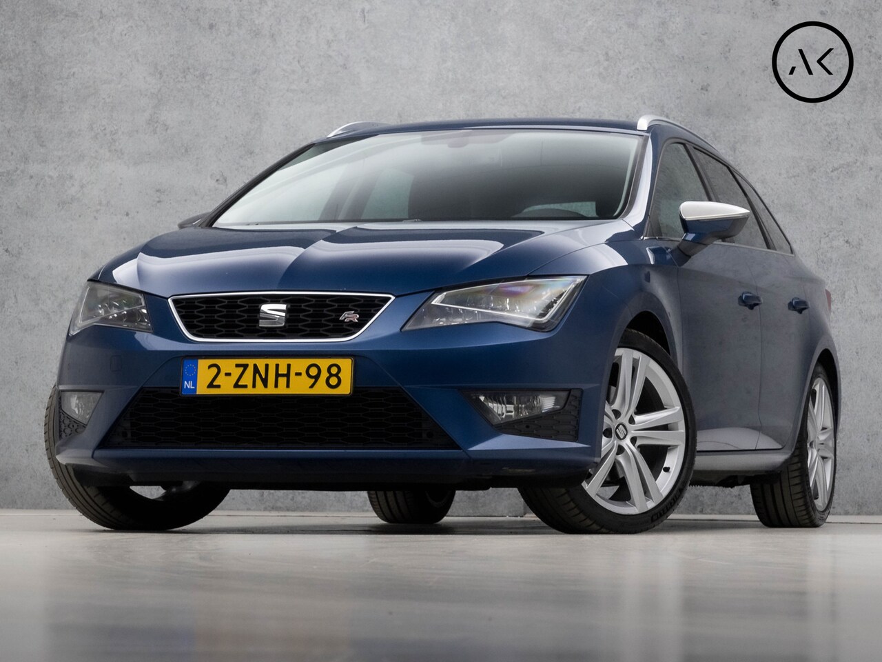 Seat Leon ST - 1.4 TSI ACT FR Dynamic 150Pk Automaat (NAVIGATIE, CLIMATE, GETINT GLAS, TREKHAAK, LEDER, S - AutoWereld.nl