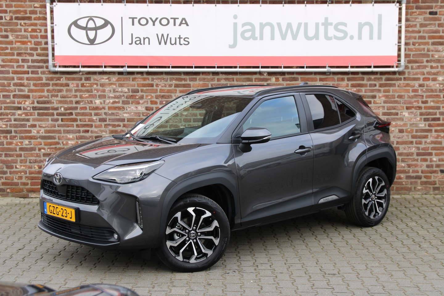 Toyota Yaris Cross - 1.5 Hybrid 115 First Edition + Comfort Pack - AutoWereld.nl