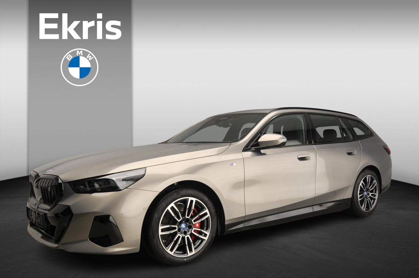 BMW i5 Touring - eDrive40 M Sport Edition | M Sport package | M Sport package Pro - AutoWereld.nl