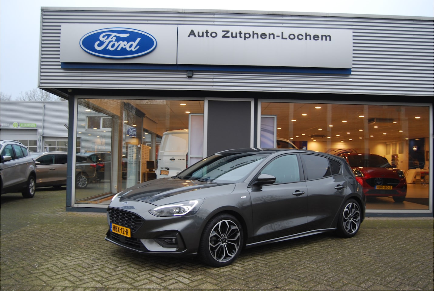 Ford Focus - 1.5 EcoBoost ST Line X 182PK AUTOMAAT ADAPTIEF CRUISE | LED-MATRIX | WINTERPACK | 1500KG T - AutoWereld.nl