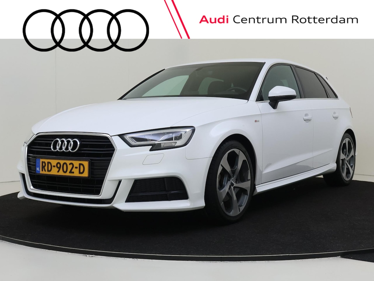 Audi A3 Sportback - 1.0 TFSI Sport S Line Edition | LED verlichting | Navigatie | S-line interieur | Parkeerse - AutoWereld.nl