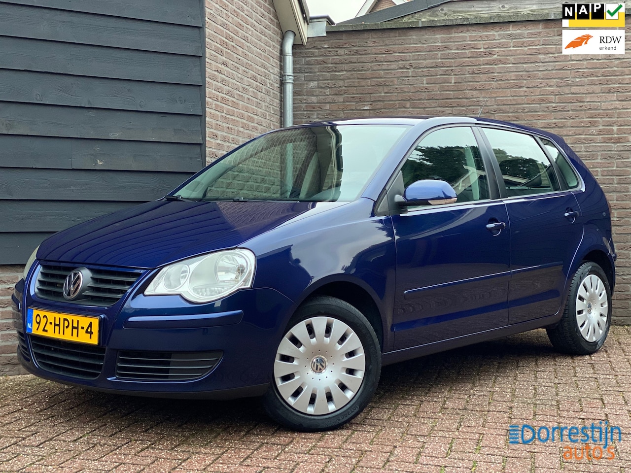 Volkswagen Polo - 1.4-16V Comfortline Schuif-kanteldak/Cruise/Airco/Regensensor - AutoWereld.nl