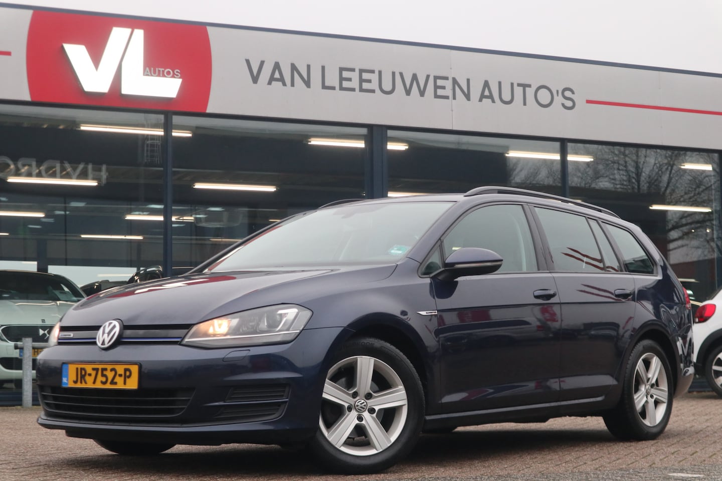 Volkswagen Golf Variant - 1.6 TDI BlueMotion Comfortline | Stoelverwarming | Navi | Cruise - AutoWereld.nl