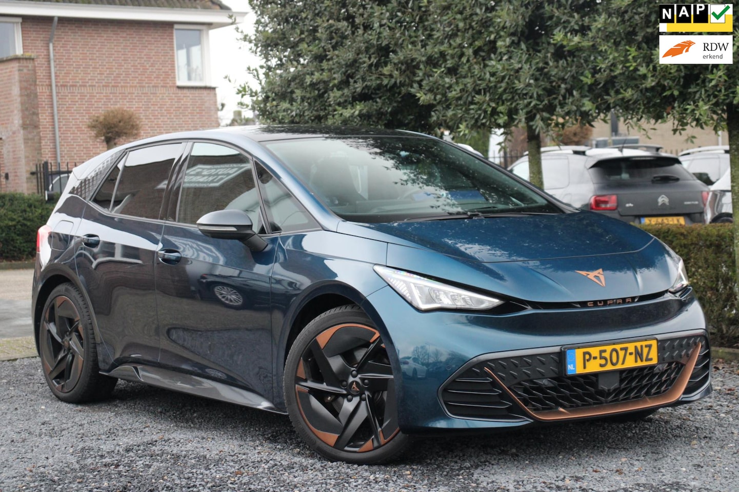 CUPRA Born - Copper Edition One 62 kWh Carplay/Android-Auto DAB 360 camera - AutoWereld.nl