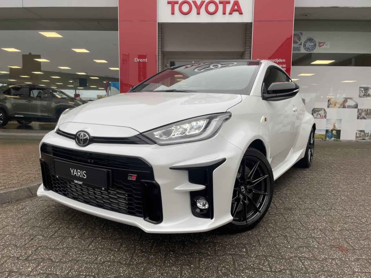 Toyota Yaris - Yaris GR 1.6 Turbo High Performance | Stoelverwarming | Stuurver - AutoWereld.nl