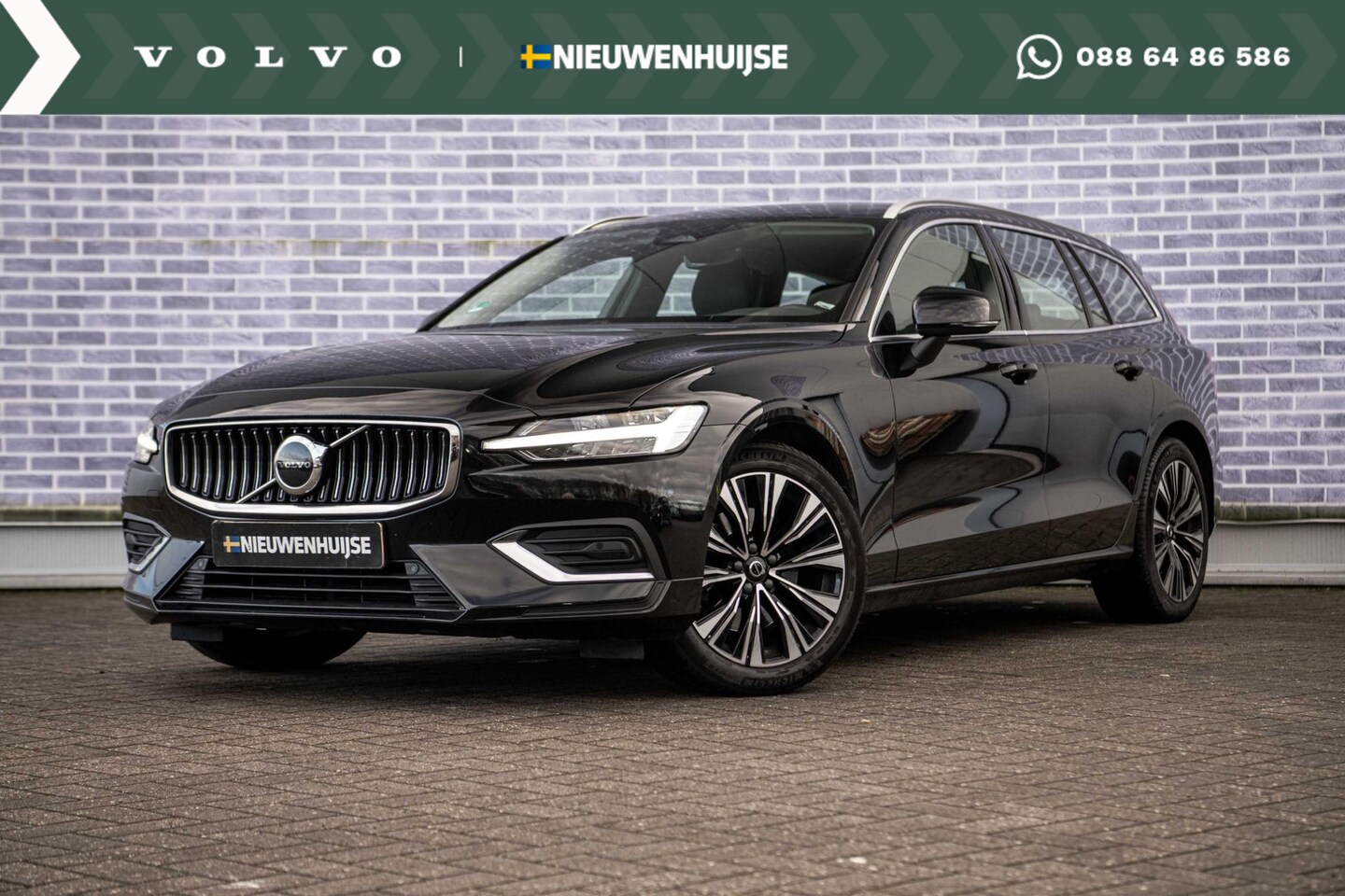 Volvo V60 - 2.0 B3 Plus Bright | Adaptieve Cruise Control | Google Navigatie | Lederen bekleding | Sto - AutoWereld.nl