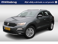 Volkswagen T-Roc - 1.0 TSI 115pk Style Clima airco / Parkeersensoren / Navigatie by APP / ACC cruise / Trekha