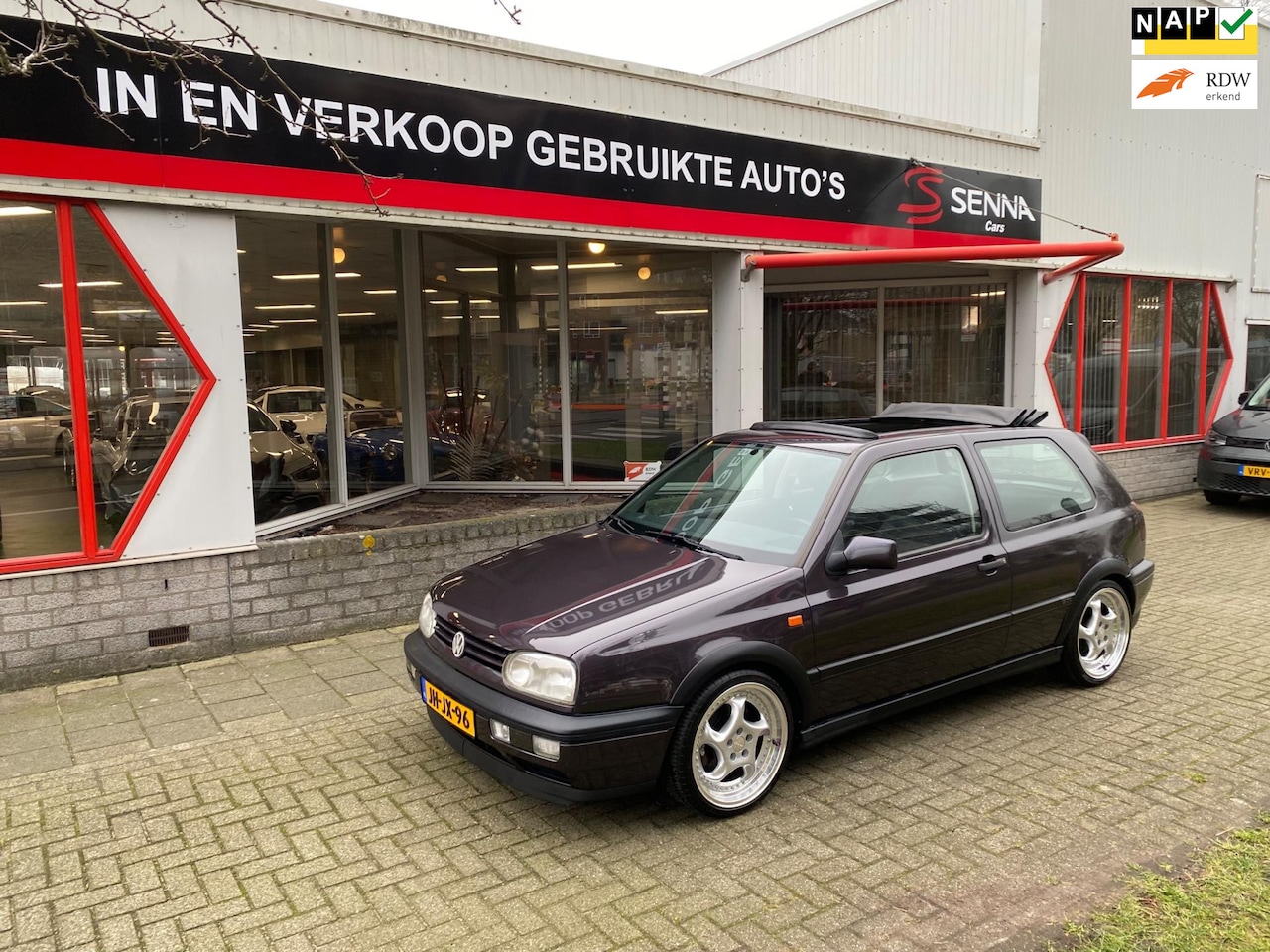 Volkswagen Golf - 2.0 GTI - 1994 - NAP - Rol dak - Inr Mog !! - AutoWereld.nl