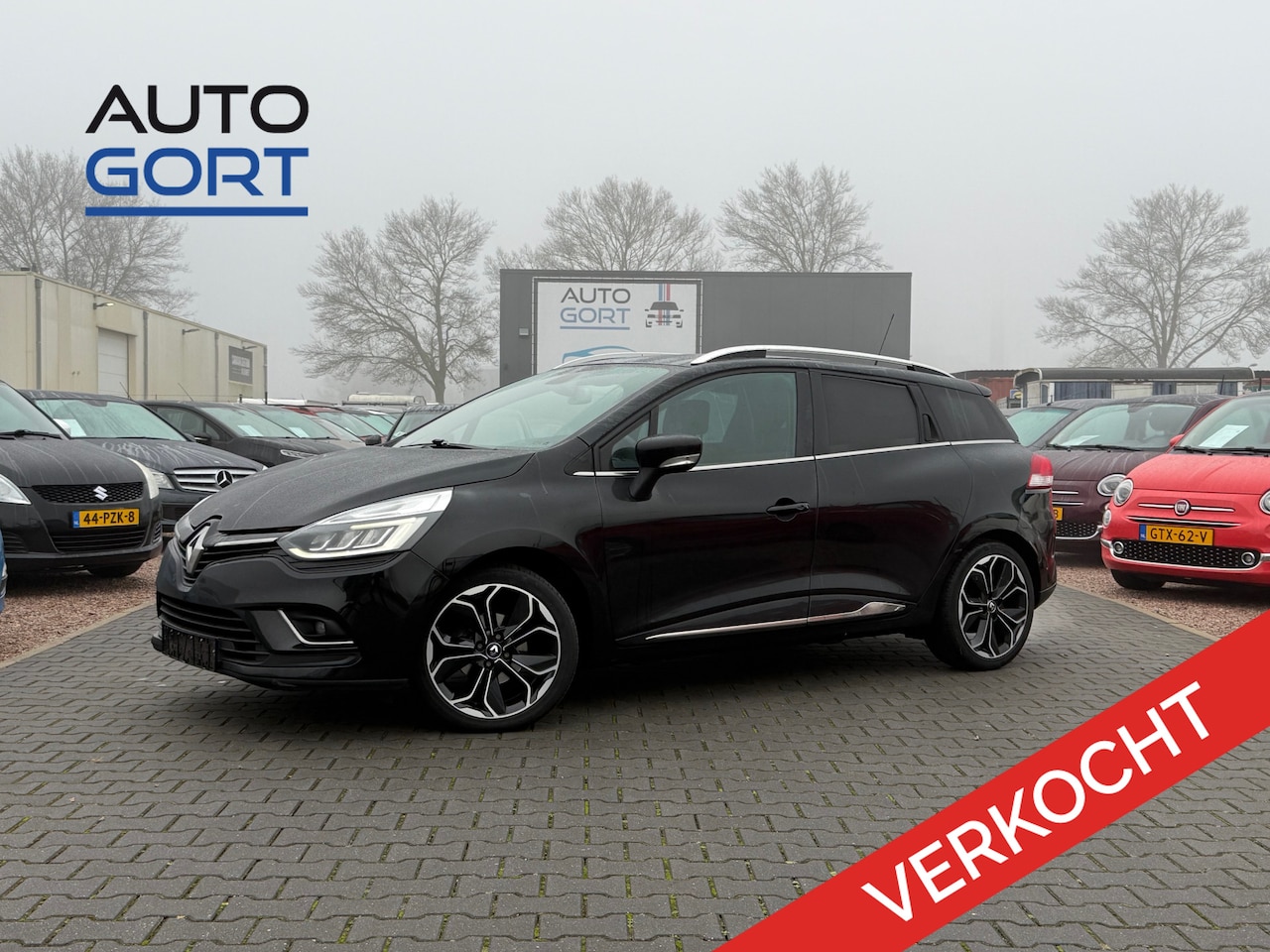 Renault Clio Estate - 0.9 TCe Bose | 1/2 Leer | LED Koplampen | 17 inch Alu | - AutoWereld.nl