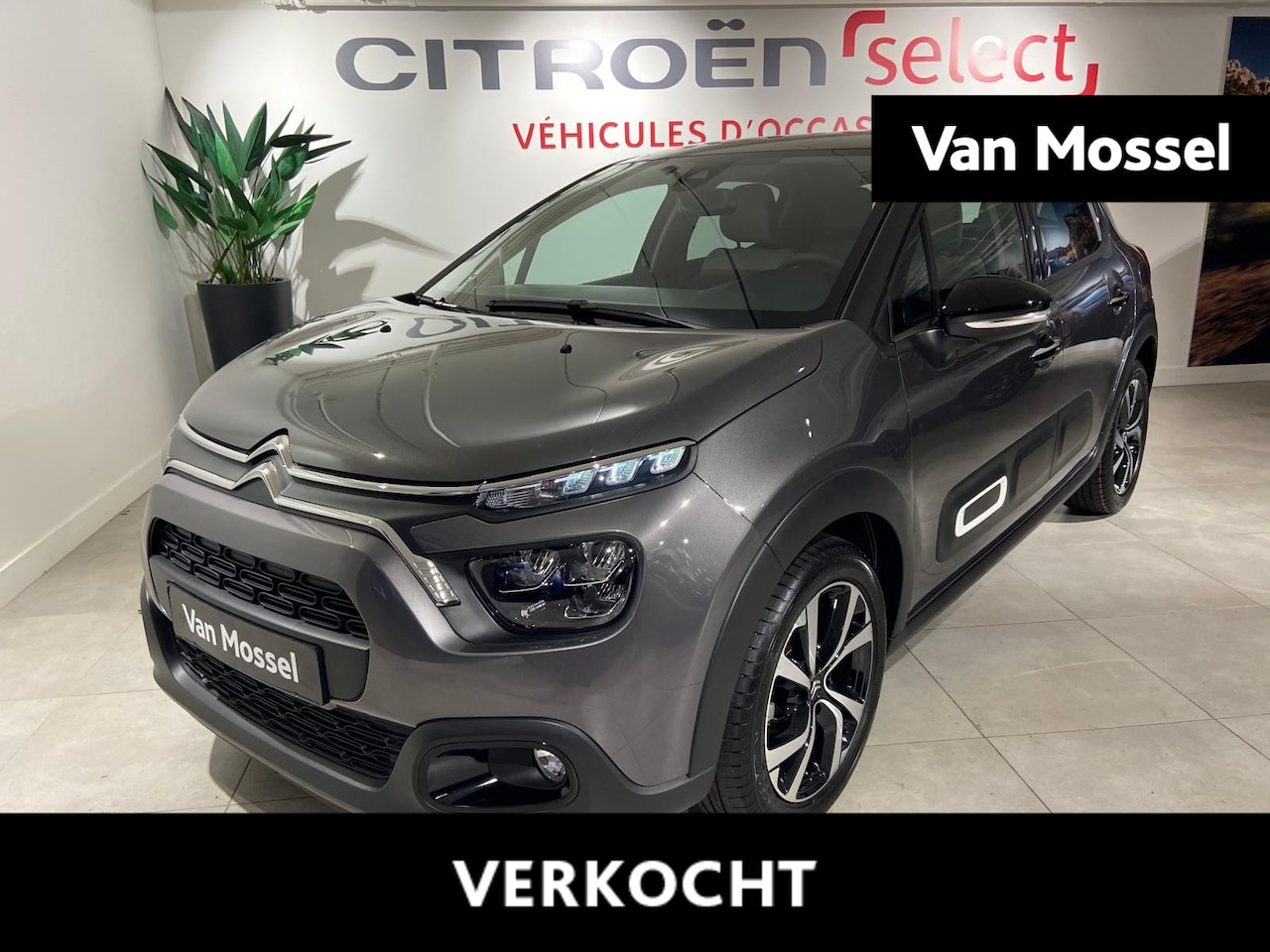 Citroën C3 - 1.2 PureTech Max UNIEKE KM STAND | Navi | stoelverwarming | camera - AutoWereld.nl