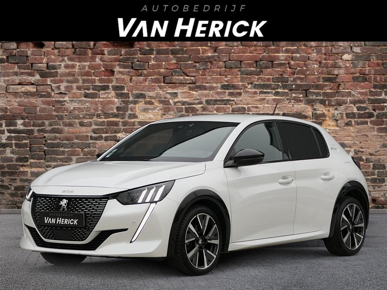 Peugeot 208 - 1.2 PureTech GT-line Automaat 100PK | Virtual Cockpit | 360° Camera | Cruise - AutoWereld.nl