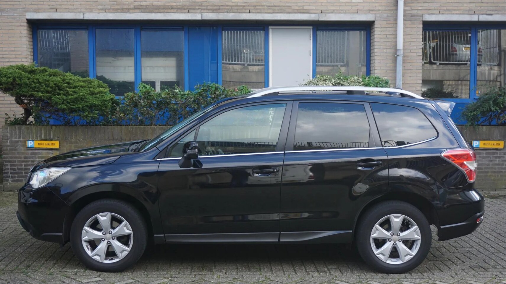 Subaru Forester - 2.0 Premium Automaat AWD - AutoWereld.nl