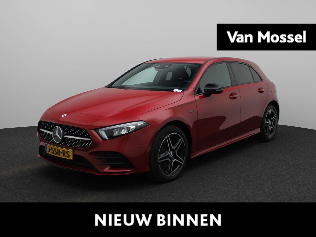 Mercedes-Benz A-klasse - 250 e Business Solution AMG Limited | Climate Control | Sfeerverlichting | Trekhaak | Stoe - AutoWereld.nl