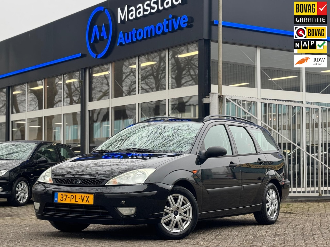 Ford Focus Wagon - 1.6|Trekhaak|Leder|Airco|APK|Lage KM|Inruilauto - AutoWereld.nl