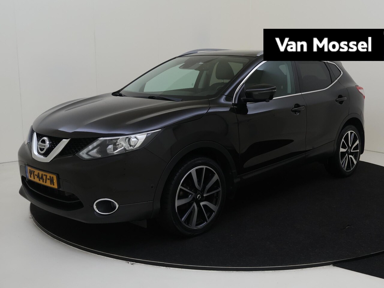 Nissan Qashqai - 1.2 Tekna | Automaat | Trekhaak | Panorama-dak | Leder | 360 Camera | Navigatie | Climate - AutoWereld.nl