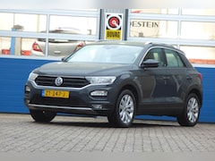 Volkswagen T-Roc - 1.5 TSI Style Business