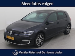 Volkswagen e-Golf - E-DITION / Navigatie / Camera / LED